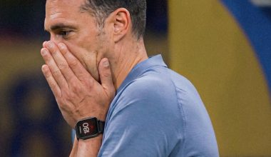 Viral το ρολόι του Λ.Σκαλόνι: Έδειξε ότι ο Αργεντινός τεχνικός έφτασε τους 180 παλμούς με την Αίγυπτο