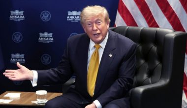 Ν.Τραμπ: Στάση στη Βρετανία μετά τη Σύνοδο Κορυφής του ΝΑΤΟ – Θα επισκεφθεί τη βάση της RAF Mildenhall
