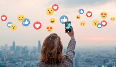 Στην «τσιμπίδα» της ΑΑΔΕ Influencer για αναρτήσεις χωρίς τιμολόγια: Πλήρωσε πρόστιμο 70.000 ευρώ