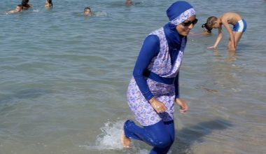 Αυστρία: Δικαστήριο έκρινε παράνομη την απαγόρευση του μπουρκίνι σε ξενοδοχείο των Άλπεων