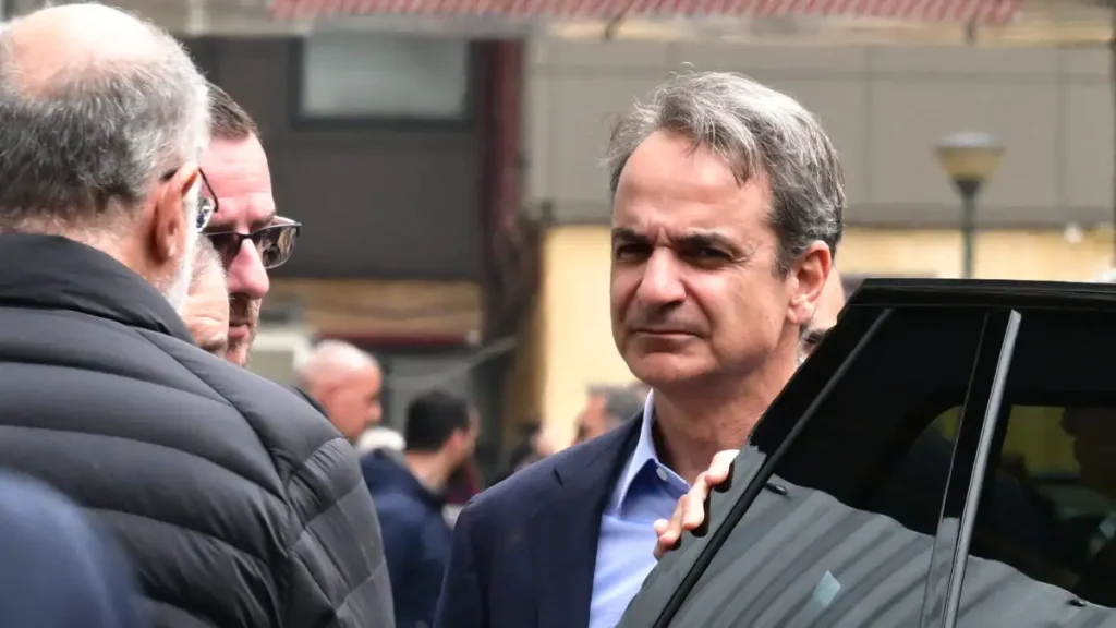 Στην κηδεία της Βάγιας Νέστορα στην Κοζάνη ο Κυριάκος Μητσοτάκης