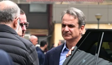 Στην κηδεία της Βάγιας Νέστορα στην Κοζάνη ο Κυριάκος Μητσοτάκης