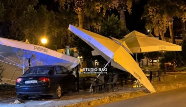 Ναύπλιο: Αυτοκίνητο «καρφώθηκε» σε πιτσαρία – Σώθηκαν από θαύμα οι θαμώνες