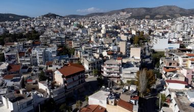 Εγγύηση ενοικίου: Πότε ο ιδιοκτήτης μπορεί να κρατήσει τα χρήματα και πότε πρέπει να τα επιστρέψει