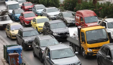 Τροχαίο ατύχημα στη λεωφόρο Ποσειδώνος: Πού σημειώνονται καθυστερήσεις