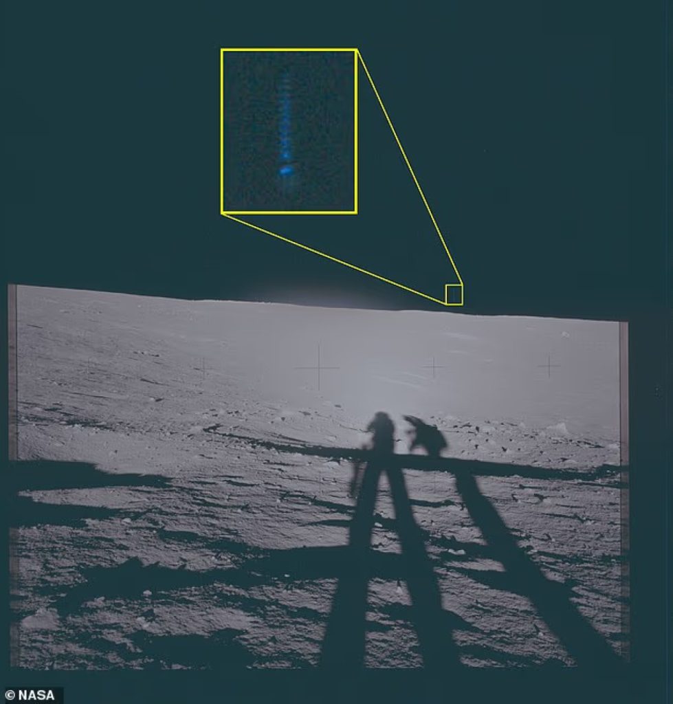 Η NASA αποκαλύπτει ότι έχει καταγράψει εικόνες με UFO: «Υπάρχει ζωή παντού»