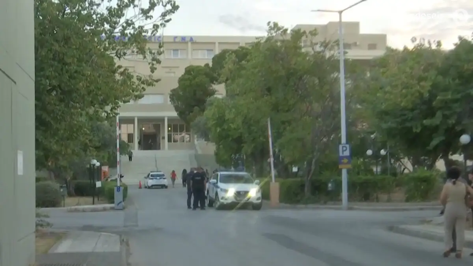 Προσήχθη ένας ύποπτος για τη φωτιά στο Σισμανόγλειο