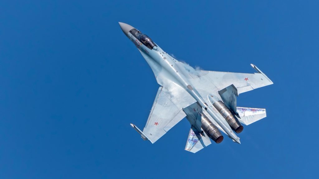 Απτόητοι οι Ρώσοι: Έβγαλαν τα Su-35 και αφάνισαν κτίρια με μέλη της ουκρανικής Εθνοφρουράς στο Χάρκοβο (βίντεο)