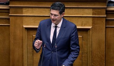 O Δ.Καλαματιανός παραιτήθηκε από γραμματέας της ΚΟ του ΣΥΡΙΖΑ