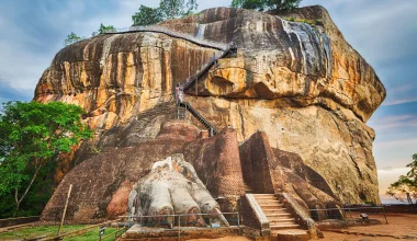 Sigiriya: Η αρχαία πόλη που δεν θα έπρεπε να υπάρχει  – Χτίστηκε από πρωτόγονους ή από έναν «θεό-ερπετό»;