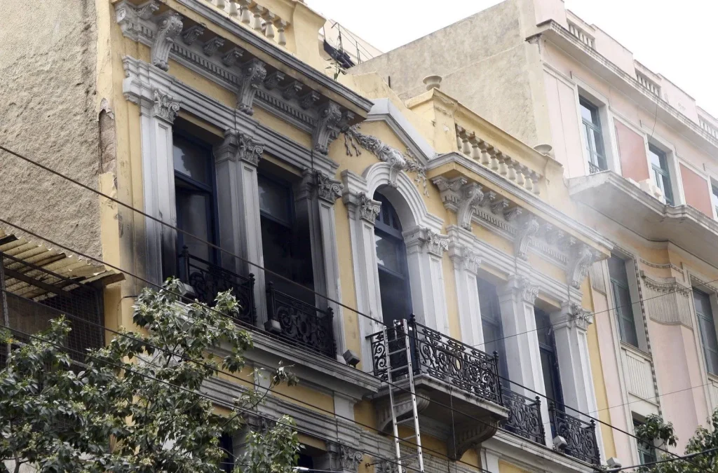 Υπόθεση Marfin: Η 46χρονη που φέρεται να εμπλέκεται επικοινώνησε με τις Αρχές και επιστρέφει στην Ελλάδα