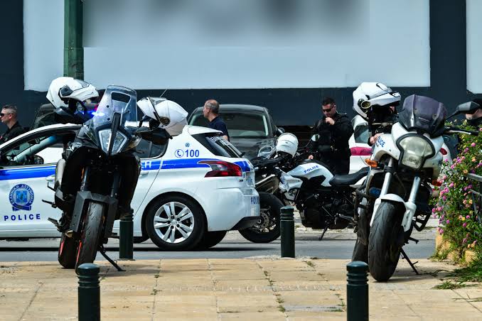 Τέλος στη δράση απατεώνων στην Αττική έβαλε η ΕΛΑΣ: Πάνω από 130.000 ευρώ η λεία τους – Πώς δρούσαν