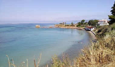 Άδοξο τέλος για 79χρονο που πήγε για μπάνιο σε παραλία της Χαλκιδικής – Ανασύρθηκε νεκρός