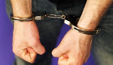 Στα «δίχτυα» της ΕΛΑΣ ένας 22χρονος οδηγός στη Θεσσαλονίκη – Συνελήφθη μετά από «κινηματογραφική» καταδίωξη