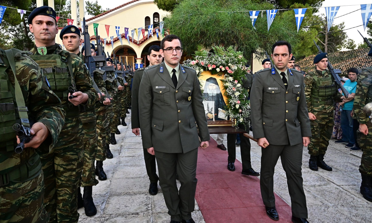 Χαϊδάρι: Με λαμπρότητα πραγματοποιήθηκε ο εορτασμός του Αγίου Παϊσίου (φώτο)