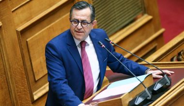Ενεπλάκη σε τροχαίο ο Νίκος Νικολόπουλος: Νοσηλεύεται στην Α’ Ορθοπαιδική Κλινική του Πανεπιστημίου Πατρών