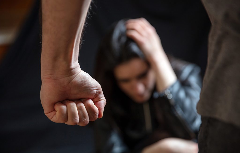 Γερμανός ταξίδεψε στην Κρήτη και ξυλοκόπησε άγρια την πρώην του και τον σύντροφό της – Πώς τους εντόπισε