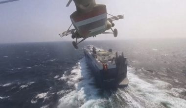 Κόλπος του Άντεν: Έξι ταχύπλοα πλησίασαν δεξαμενόπλοιο – Σε επιφυλακή οι αρχές