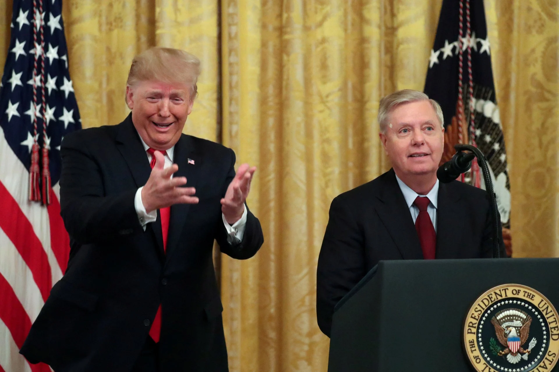 Ο Ν.Τραμπ προτείνει την αδελφή του Λ.Γκράχαμ για την έδρα του στη Γερουσία