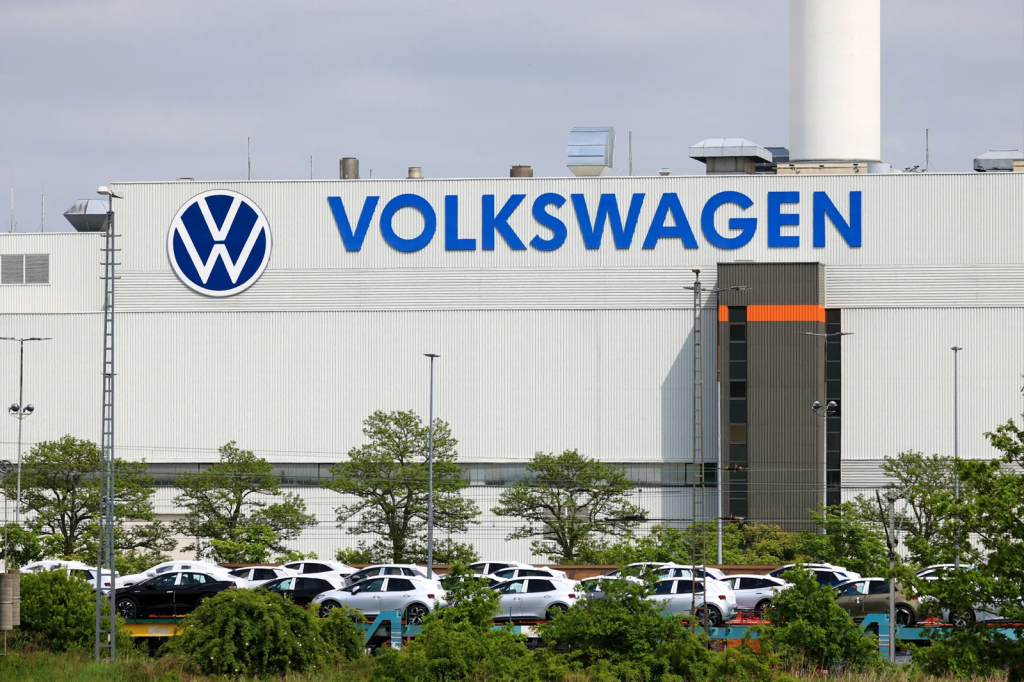 Η Volkswagen προχωρά στην περικοπή 50.000 θέσεων εργασίας παγκοσμίως