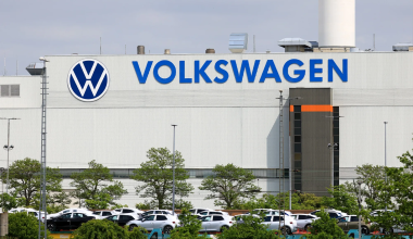 Η Volkswagen προχωρά στην περικοπή 50.000 θέσεων εργασίας παγκοσμίως
