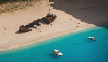Ναυάγιο Ζακύνθου: Επεκτείνεται η ακτή κατά 30 μέτρα για να σωθεί το θρυλικό πλοίο