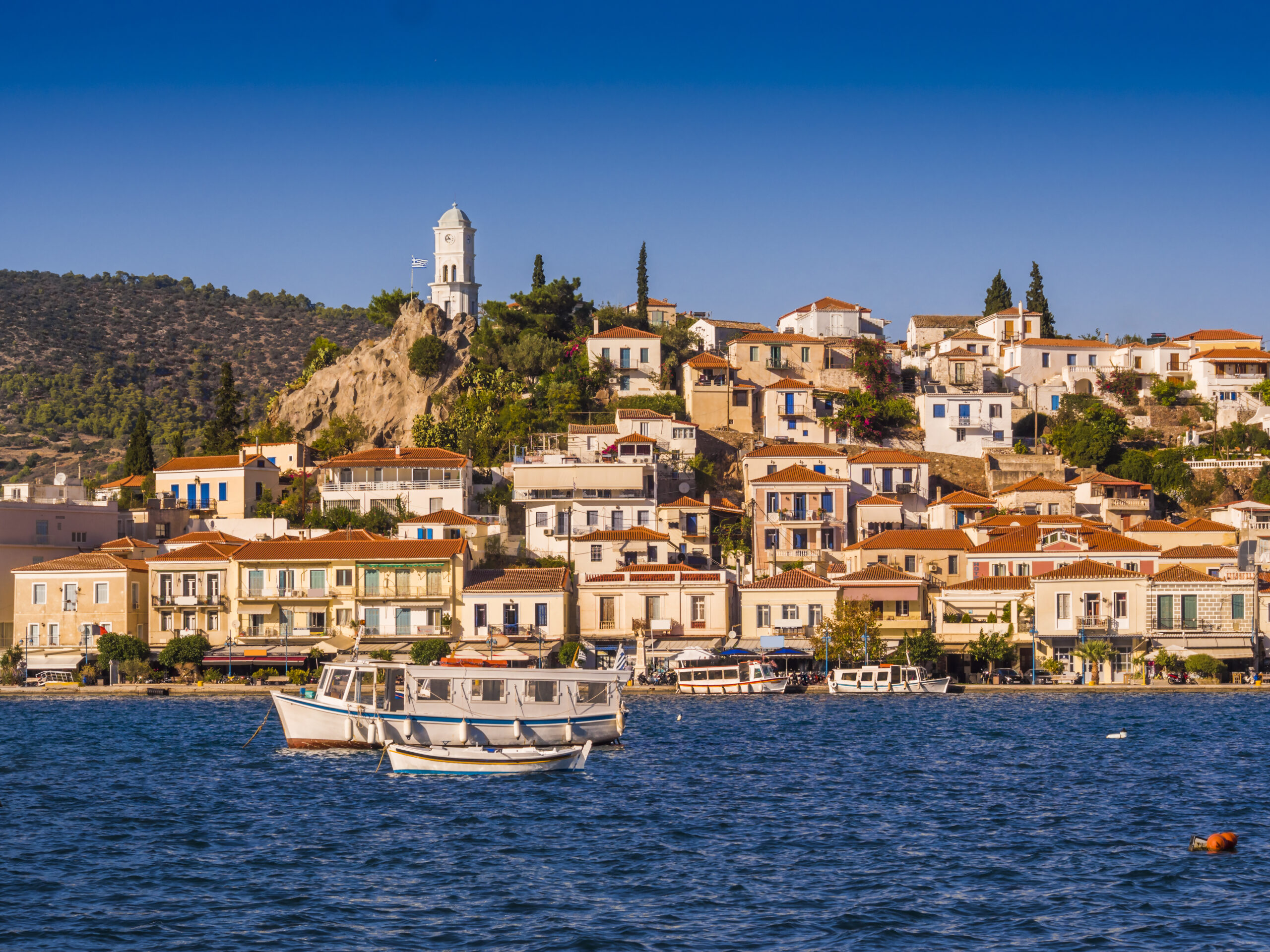 Κηρύχθηκε σε κατάσταση έκτακτης ανάγκης ο Πόρος εξαιτίας της λειψυδρίας – Λαμβάνονται ειδικά μέτρα για το νησί