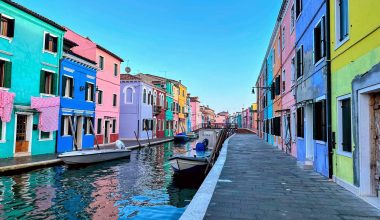 Burano: Το νησί των χρωμάτων που μοιάζει με ζωγραφιά (βίντεο)