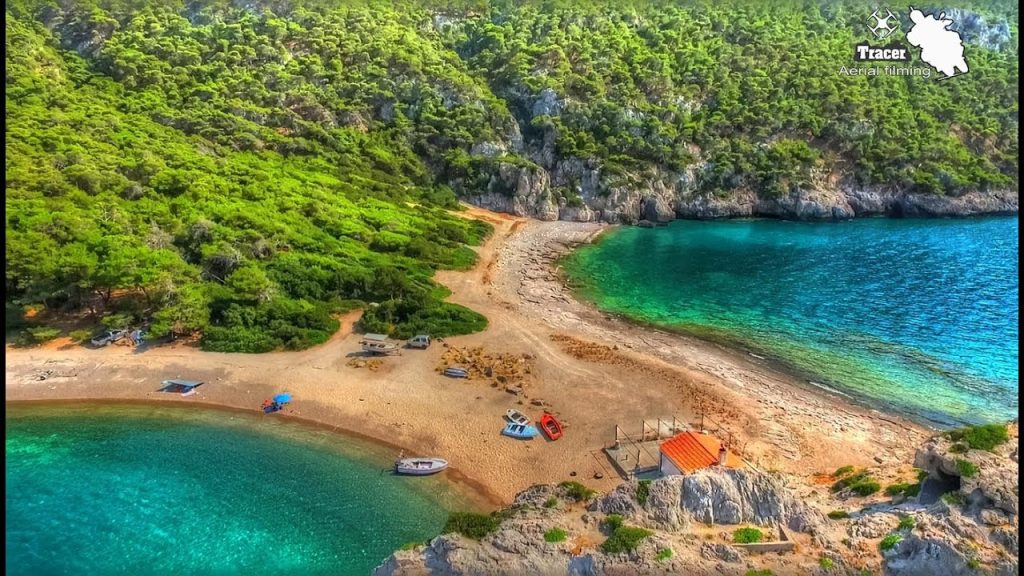Πέντε κοντινές παραλίες για μονοήμερη απόδραση από την Αθήνα