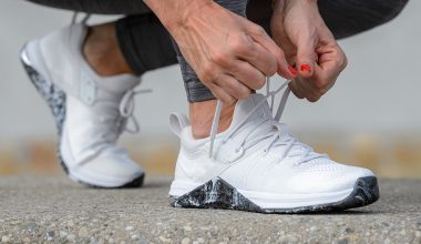 Personal trainer αποκαλύπτει: Αυτό είναι το λάθος με τα παπούτσια που αυξάνει τον κίνδυνο τραυματισμών