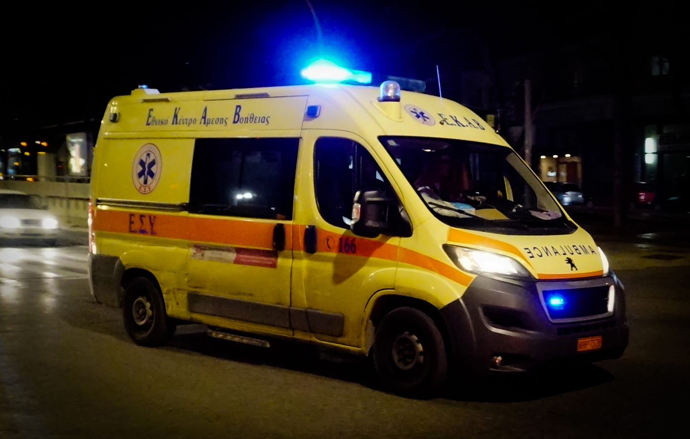 Τροχαίο δυστύχημα στην Αγία Παρασκευή: Νεκρός διανομέας – Συγκρούστηκε η μηχανή του με ΙΧ