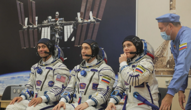 Με το ρωσικό Soyuz MS-29 έφτασαν στον Διεθνή Διαστημικό Σταθμό δύο Ρώσοι και ένας Αμερικανός αστροναύτης