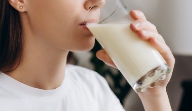 «Γάλα» χωρίς αγελάδα: Εργαστήριο δημιουργεί νέο προϊόν από κύτταρα – Τι αλλάζει στη διατροφή μας