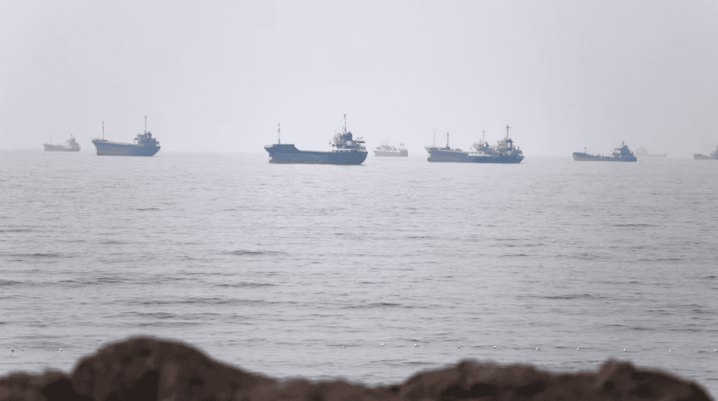 Φρουροί της Επανάστασης: «Τα Στενά του Ορμούζ θα παραμείνουν κλειστά μέχρι να σταματήσουν οι επιθέσεις των ΗΠΑ»