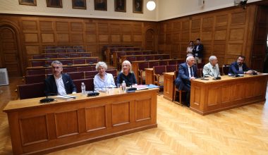 «Τρεις και ο κούκος» στον ΣΥΡΙΖΑ: Με μόλις 7 βουλευτές η συνεδρίαση της ΚΟ – Δείτε φωτογραφίες