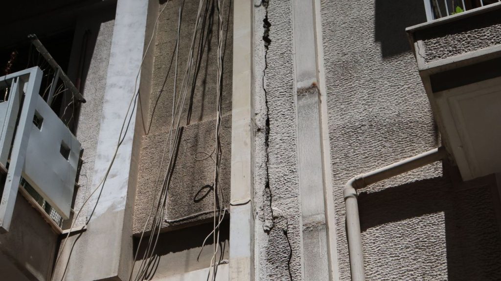 Γ.Παπαδόπουλος για ρωγμές στην Κυψέλη: «Ενδεχομένως έχει μειωθεί η αντισεισμική αντοχή των κτιρίων»