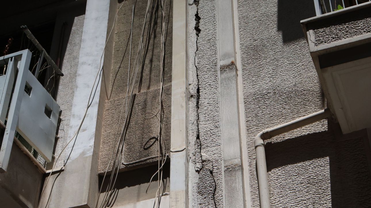 Γ.Παπαδόπουλος για ρωγμές στην Κυψέλη: «Ενδεχομένως έχει μειωθεί η αντισεισμική αντοχή των κτιρίων»