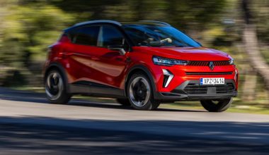 Renault Captur: Μεγάλη μείωση τιμής – Δείτε πού έφτασε το full hybrid των 160 PS