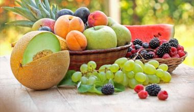 Είναι ιδανικά για «ελαφριά» διατροφή: 8+1 καλοκαιρινά φρούτα με χαμηλές θερμίδες