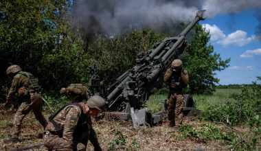 Ρωσικά ΜΜΕ: «Οι δυνάμεις μας έφτασαν έξω από το Σλαβιάνσκ»