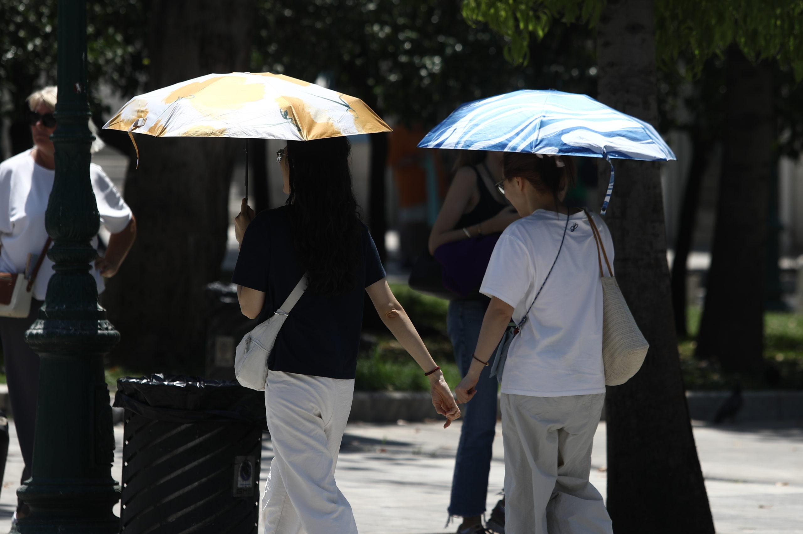 Καιρός: Γενικά αίθριος σήμερα στο μεγαλύτερο μέρος της χώρας με τη θερμοκρασία να «αγγίζει» τους 38°C