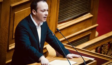 ΣΥΡΙΖΑ: Μετά την αποχώρηση του Γ.Ραγκούση ανεξαρτητοποιείται και ο Μ.Ζαμπάρας
