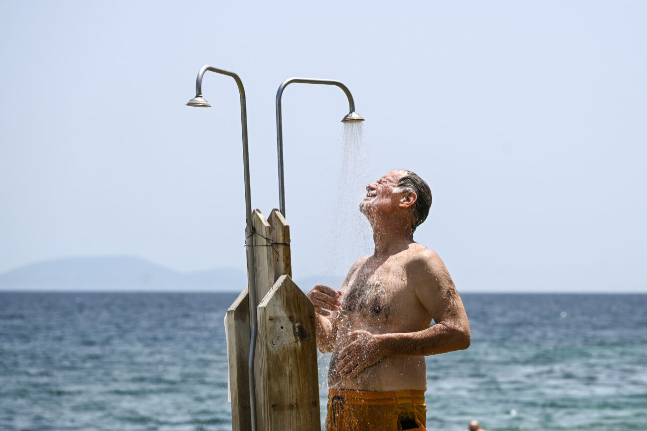 Καιρός: Πού καταγράφηκε η υψηλότερη θερμοκρασία σήμερα – Ξεπέρασε τους 40 βαθμούς Κελσίου ο υδράργυρος
