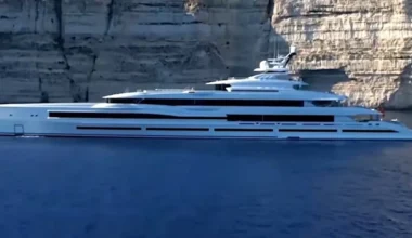 Στη Μύκονο το υπερπολυτελές γιοτ του εμίρη του Άμπου Ντάμπι: Η αξία του εκτιμάται στα 250 εκατ. δολάρια! (βίντεο)