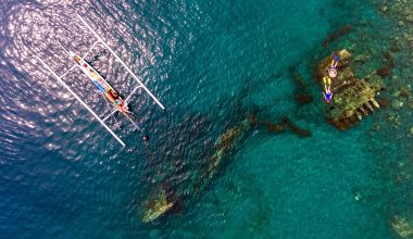 Από το ναυάγιο στη σωτηρία – Πέντε επιζώντες βρέθηκαν μετά από μέρες στα νερά της Ινδονησίας