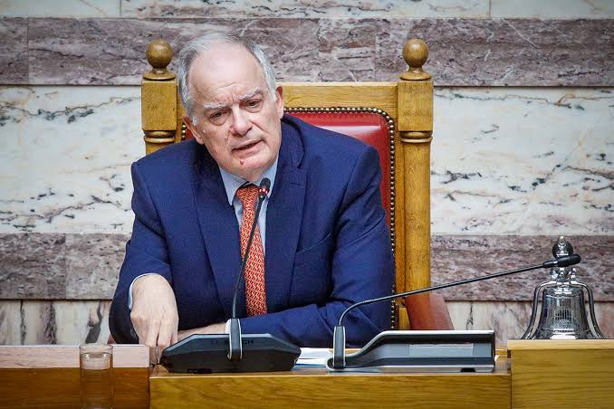 Κ.Τασούλας: «Η πολιτική δεν μου επέτρεψε να είμαι ο σύζυγος και ο πατέρας που θα ήθελα»