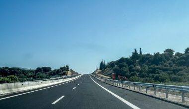 ΚΟΚ: Πρόστιμο 150 ευρώ και αφαίρεση διπλώματος για όσους κάνουν αυτό το λάθος στους αυτοκινητόδρομους