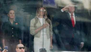 Στο  MetLife Stadium της Νέας Υόρκης  Τραμπ, Μελάνια και Ινφαντίνο
