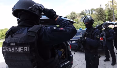 Τέλος η περίοδος χάριτος για τις συμμορίες ανηλίκων στην Ιταλία: Η Αστυνομία λαμβάνει δραστικά μέτρα (βίντεο)