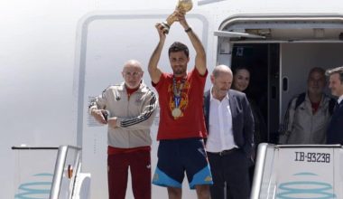 Η παγκόσμια πρωταθλήτρια Ισπανία στη Μαδρίτη – Ξεκινούν οι εορτασμοί (βίντεο)